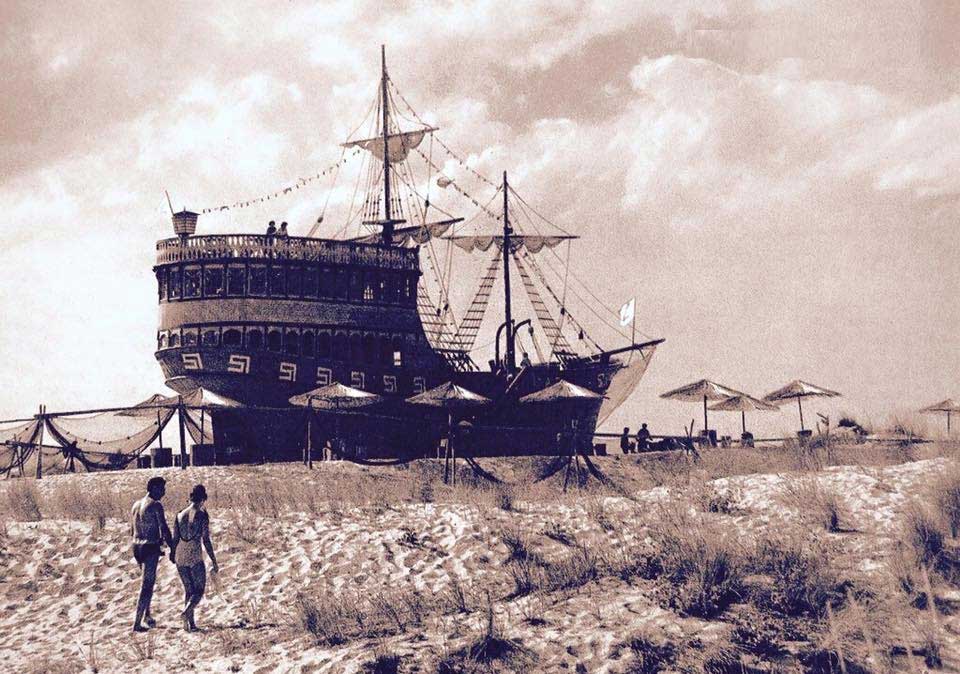 Słoneczny Brzeg: Nostalgiczna Podróż Do Socjalistycznego Kurortu Marzeń 5 Legendarna restauracja "Fregata" (Фрегата) na plaży Słonecznego Brzegu